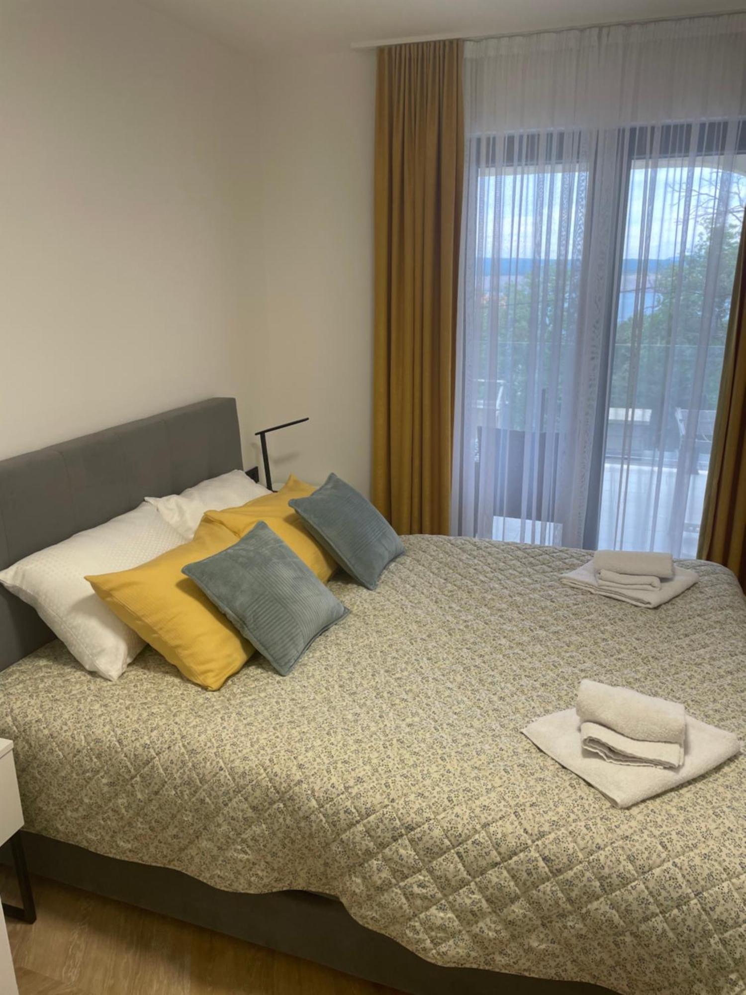 יאדראנובו Appartments Sara מראה חיצוני תמונה